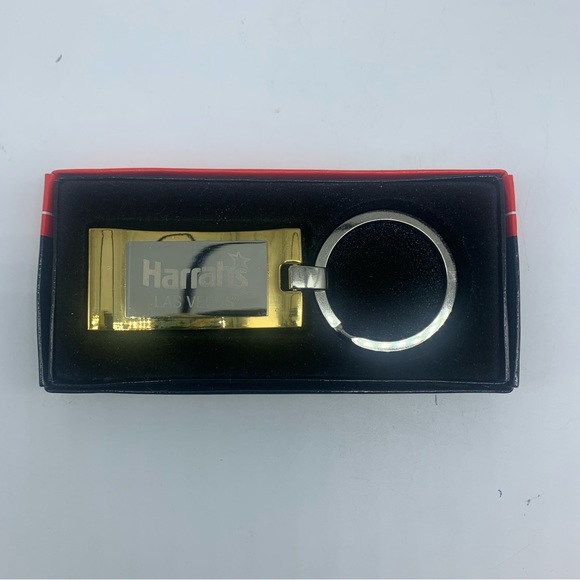 Vintage Harrah’s Las Vegas Money Clip Key Chain Attractive Gold and Silver Tone - Picture 7 of 8